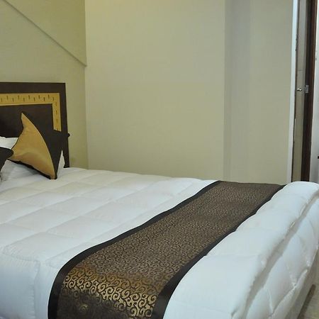 Hotel Silk Route Guwahati Exterior foto