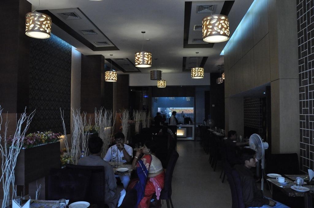 Hotel Silk Route Guwahati Exterior foto