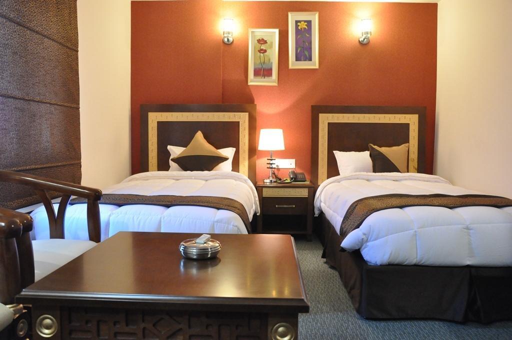 Hotel Silk Route Guwahati Exterior foto
