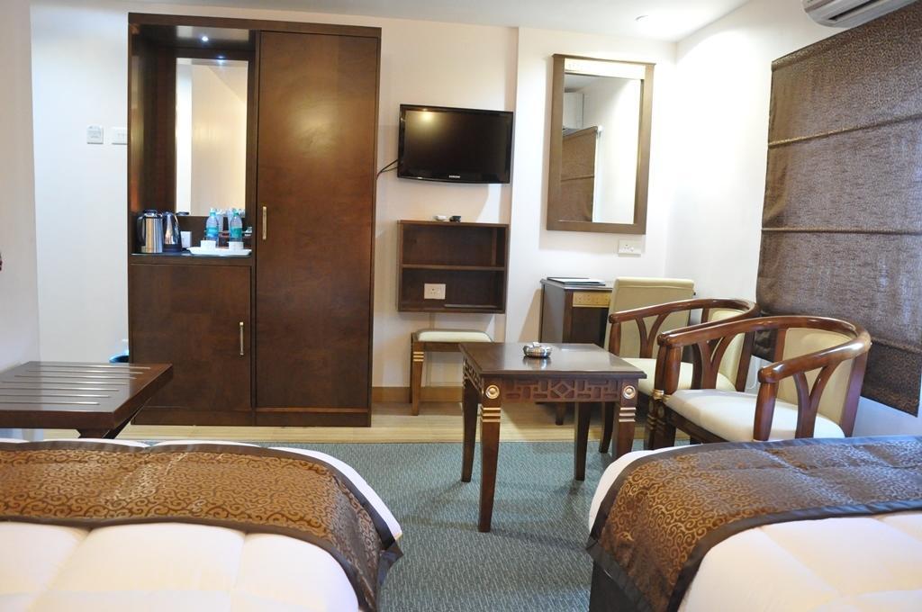 Hotel Silk Route Guwahati Exterior foto